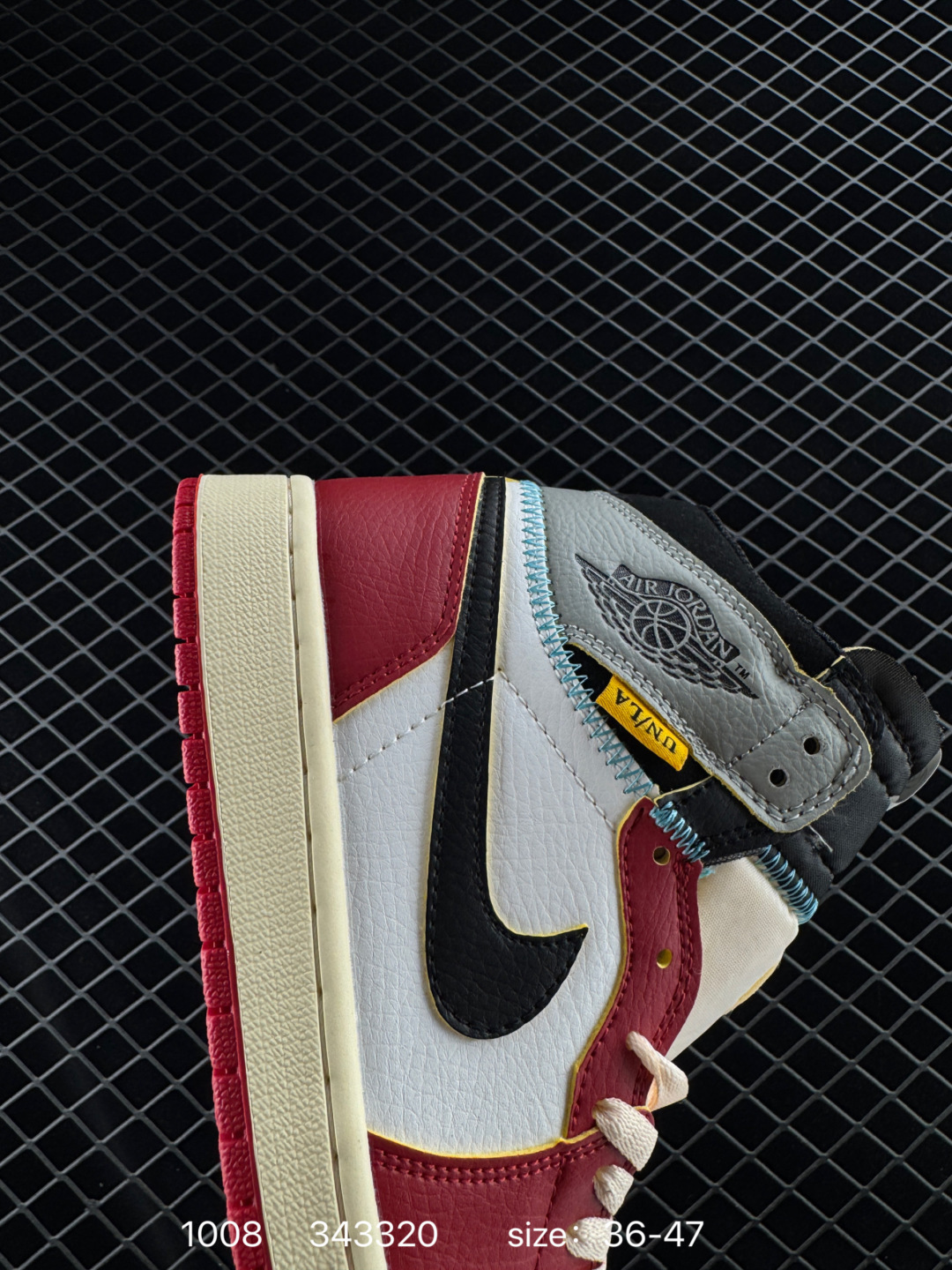 Nike Air Jordan 1 Retro Mid